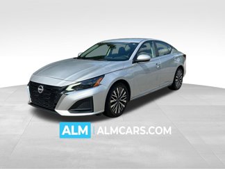 Used 2023 Nissan Altima 2.5 SV image 1