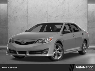 Used 2014 Toyota Camry SE image 1