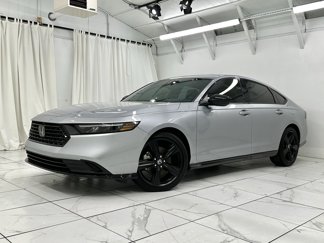 Used 2023 Honda Accord Sport image 1