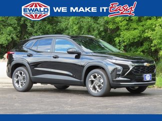 New 2025 Chevrolet Trax LT w/ Driver Confidence Package image 1