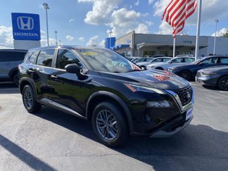 Used 2023 Nissan Rogue S image 1