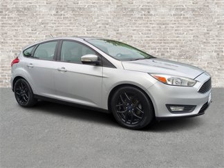 Used 2016 Ford Focus SE w/ Equipment Group 201A image 1
