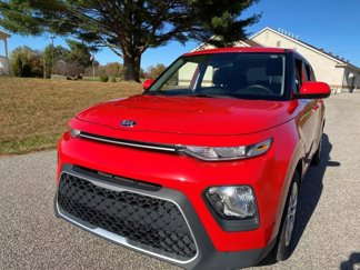 Used 2021 Kia Soul LX image 1