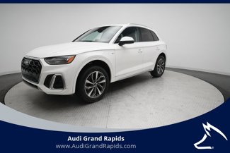 Used 2022 Audi Q5 2.0T Premium Plus w/ Premium Plus Package image 1