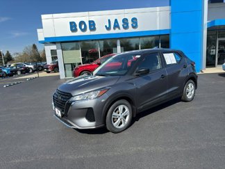 Used 2021 Nissan Kicks S image 1