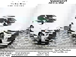 Used 2020 Toyota Avalon Limited image 1
