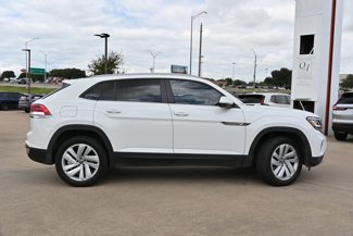 Used 2022 Volkswagen Atlas Cross Sport SE video 2