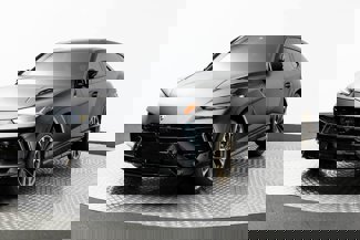 Used 2023 Lamborghini Urus S image 1