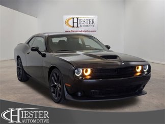 Used 2022 Dodge Challenger R/T w/ Blacktop Package image 1