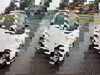 Used 2015 smart fortwo passion image 1