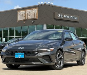 New 2025 Hyundai Elantra Sport image 1