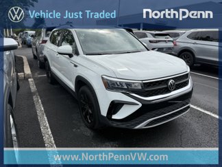 Certified 2022 Volkswagen Taos SE w/ Panoramic Sunroof Package image 1