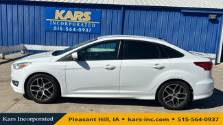 Used 2016 Ford Focus SE w/ SE Sport Package image 1