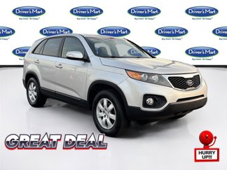 Used 2013 Kia Sorento LX w/ Third Row Pkg image 1
