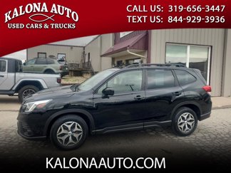 Used 2022 Subaru Forester Premium image 1