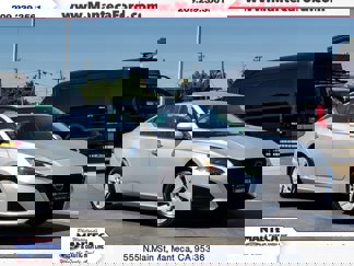 Used 2023 Nissan Altima 2.5 S image 1