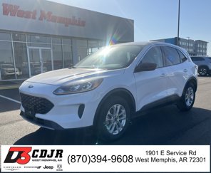 Used 2022 Ford Escape SE image 1