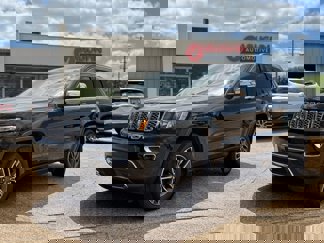 Used 2020 Jeep Grand Cherokee Limited image 1