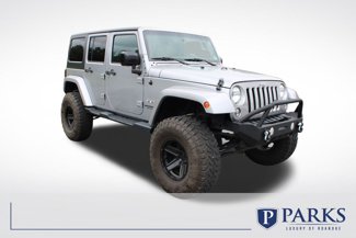 Used 2016 Jeep Wrangler Unlimited Sahara w/ Max Tow Package image 1