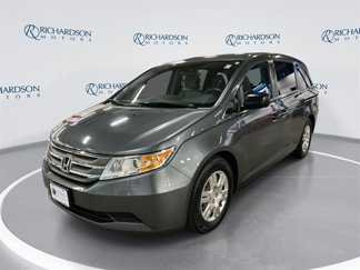Used 2012 Honda Odyssey LX image 1