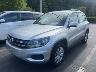 Used 2016 Volkswagen Tiguan S image 1