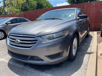 Used 2014 Ford Taurus SE image 1