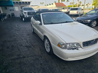Used 2003 Volvo C70 LT image 1