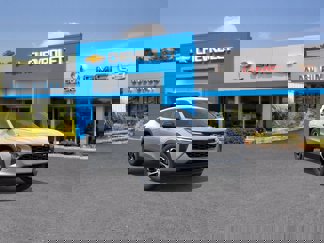 New 2025 Chevrolet Trax RS image 1