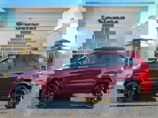 Certified 2022 Jeep Grand Cherokee Laredo X image 1
