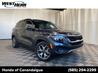 Used 2023 Kia Seltos EX image 1