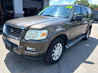 Used 2008 Ford Explorer XLT image 1