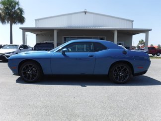Used 2022 Dodge Challenger SXT w/ Blacktop Package image 1