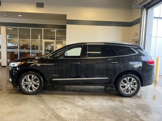 Used 2018 Buick Enclave Avenir w/ Avenir Technology Package image 1