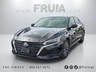Used 2023 Nissan Altima 2.5 SV w/ SV Premium Package image 1