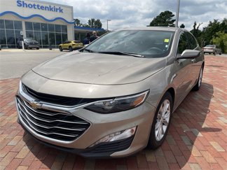Used 2023 Chevrolet Malibu LT image 1