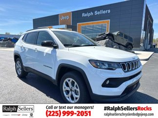 New 2025 Jeep Compass Latitude image 1