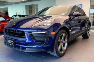 Certified 2022 Porsche Macan image 1