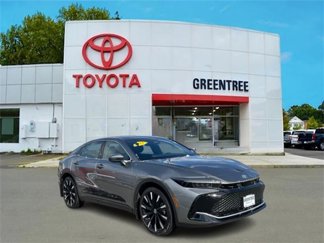 Certified 2023 Toyota Crown Platinum image 1