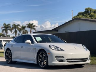 Used 2013 Porsche Panamera image 1
