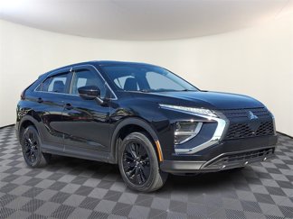 Used 2022 Mitsubishi Eclipse Cross LE image 1