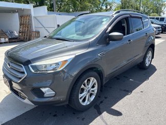 Used 2018 Ford Escape SE image 1