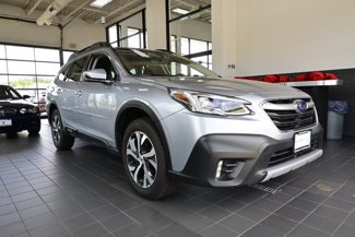 Used 2022 Subaru Outback Limited XT image 1