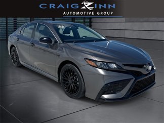Used 2022 Toyota Camry SE image 1