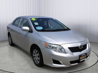 Used 2010 Toyota Corolla LE image 1
