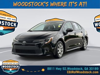 Used 2023 Toyota Corolla LE image 1