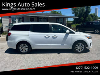 Used 2017 Kia Sedona LX w/ LX Essentials Premium Package image 1
