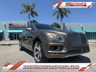 Used 2018 Bentley Bentayga image 1