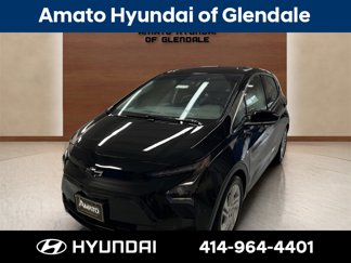 Used 2023 Chevrolet Bolt LT w/ Driver Confidence Package image 1