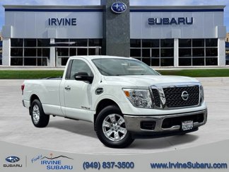 Used 2017 Nissan Titan SV image 1