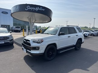 Used 2019 Toyota 4Runner 4WD image 1